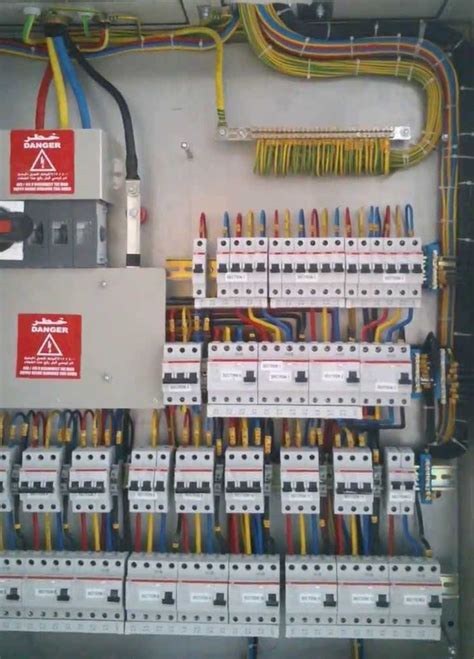 3 phase electrical panel board